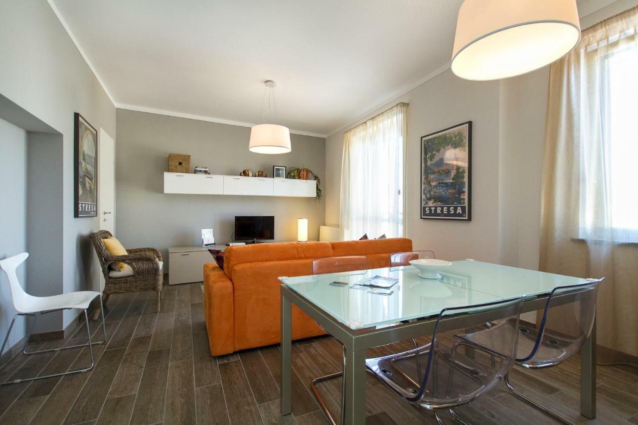 New La Lombarda City Center 2 Apartment สเตรซา ภายนอก รูปภาพ